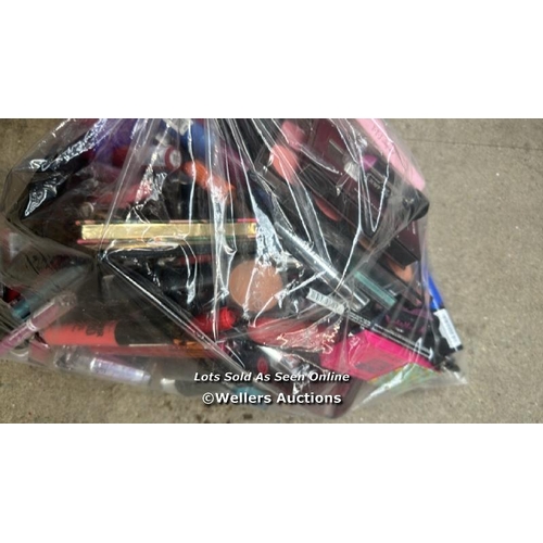 4556 - BAG OF PRE OWNED MAKEUP