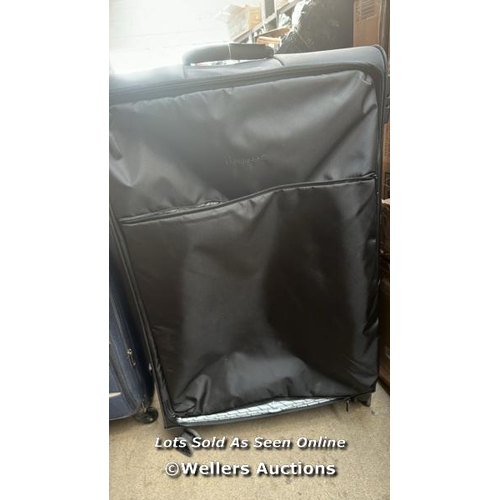 4592 - SUIT CASE IT LUGGAGE