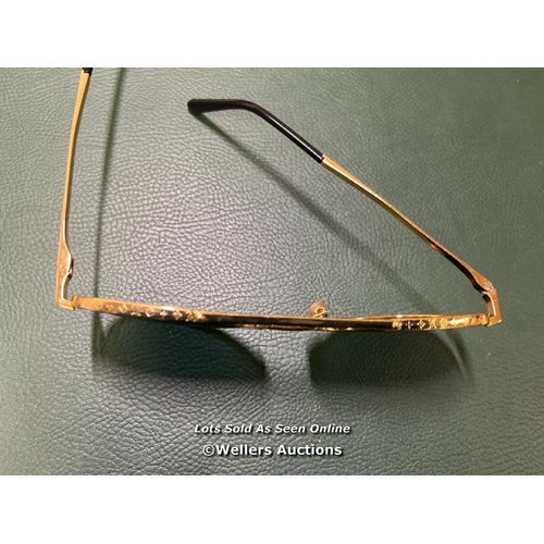 121 - LOUIS VUITTON SUNGLASSES WITHOUT CASE