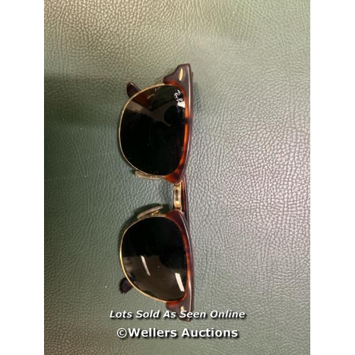 122 - RAY BAN SUNGLASSES WITHOUT CASE