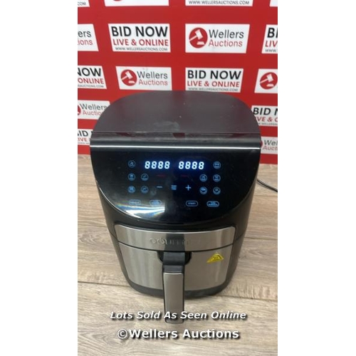 6081 - GOURMIA 6.7L DIGITIAL AIR FRYER / POWERS UP / SIGNS OF USE / W1