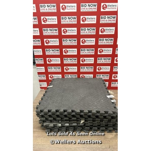 6096 - BEST STEP COMFORT FLOOR MATTING / SEE IMAGES / B20