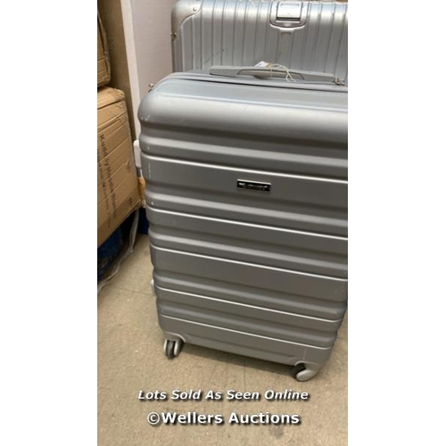 6992 - X2 SUITCASES DIVIDS