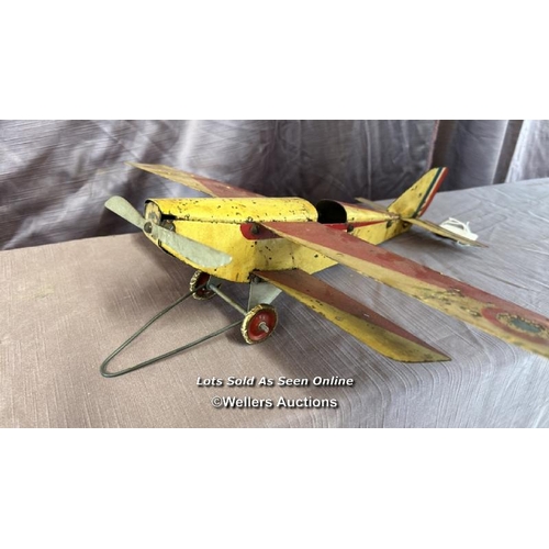 96 - Meccano Bi-plane, model unknown  / All lots are located at The Barn, Hampstead Farm, Nr Henley on Th... 