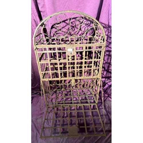 509 - An 18th century style French wrought iron wine rack, 114.5cm (h) x 65cm (w) x 33cm (d)  / All lots a... 