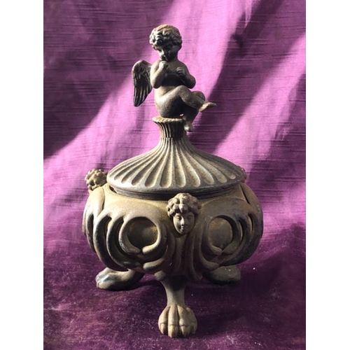 52 - Cast iron copy of a 19th century grand tour ink well, 20cm (h)  / All lots are located at The Barn, ... 