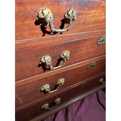 556 - A 19th century oak chest of four drawers with original brass fixtures, 88cm (h) x 101cm (w) x 51cm (... 