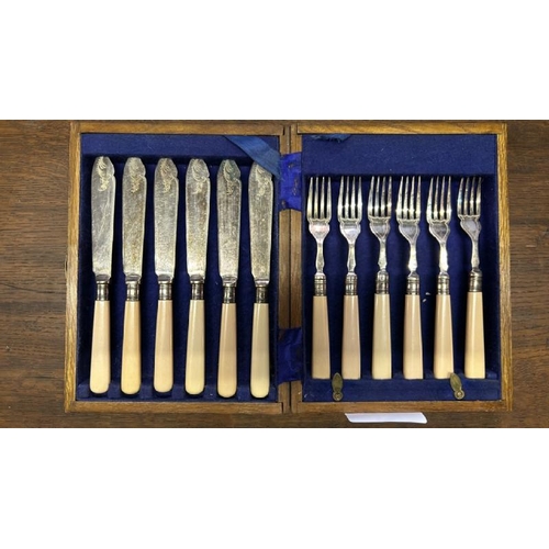 170 - Vintage TT & Co. silver plated fish knives and fork in case  / All lots are located at Gower Reclama... 