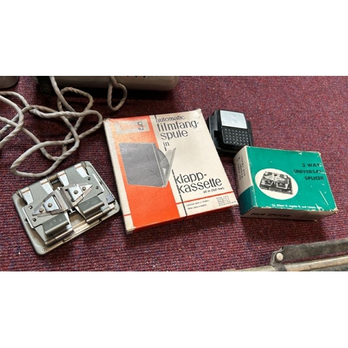 192 - A Pathescope Super 8 projecter and Starlight screen, including various splicers and spule  / All lot... 