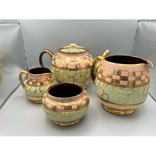 203 - Vintage part Saddler tea set comprising of teapot, milk jug, sugar bowl and large jug, as found  / A... 