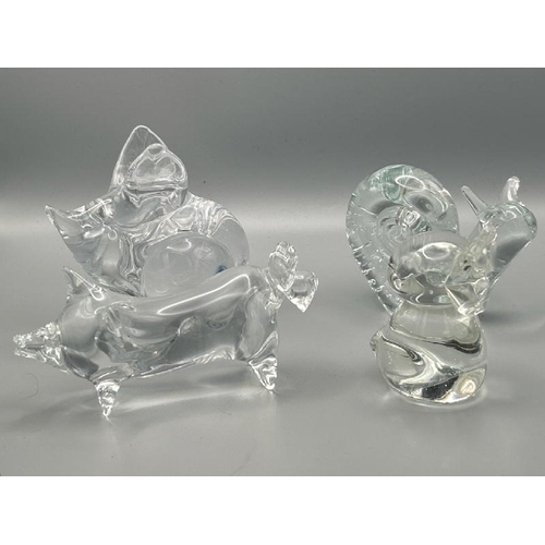 206 - Group of four glass animals including mouse, pig, snail and penguin, tallest 8cm high  / All lots ar... 