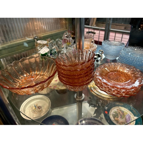 211 - Twelve part set of pink glass bowls and plates  / All lots are located at Gower Reclamation, Unit 17... 