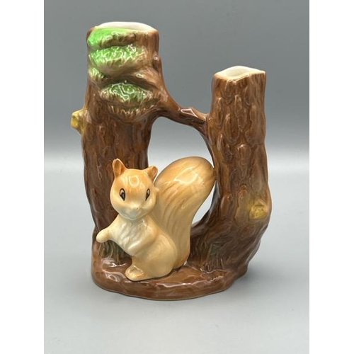 225 - Hornsea fauna royal squirrel, 12cm high  / All lots are located at Gower Reclamation, Unit 17b, Crof... 