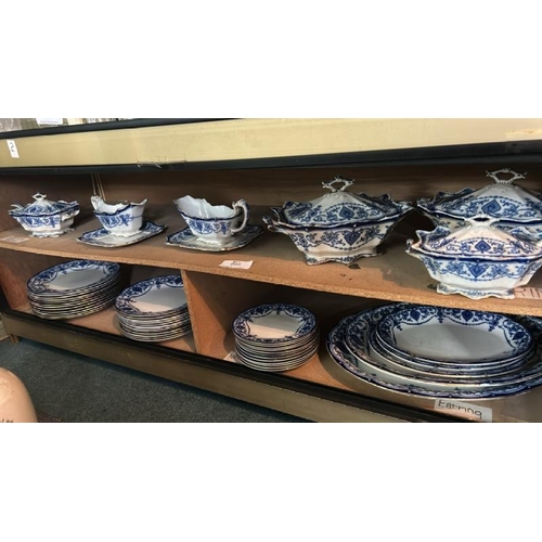 265 - A Whieldonware 'Byron' part dinner service, including serving dishes, gravy boats and plates, approx... 