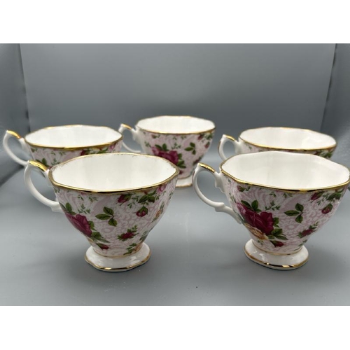 269 - Five Royal Albert Old Country Rose tea cups, without saucers  / All lots are located at Gower Reclam... 