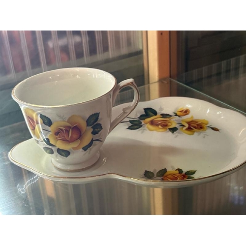 272 - Assorted ceramics including Royal Doulton cup and saucer, Old Foley cup and plate set, and Duchess b... 