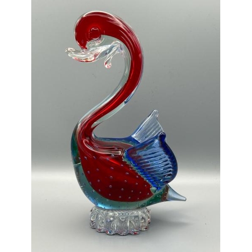 284 - Murano glass swan, 19cm (h)  / All lots are located at Gower Reclamation, Unit 17b, Crofty Industria... 