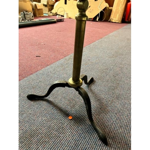 317 - A Victorian brass telescope on stand, 89cm (l)   / All lots are located at Gower Reclamation, Unit 1... 