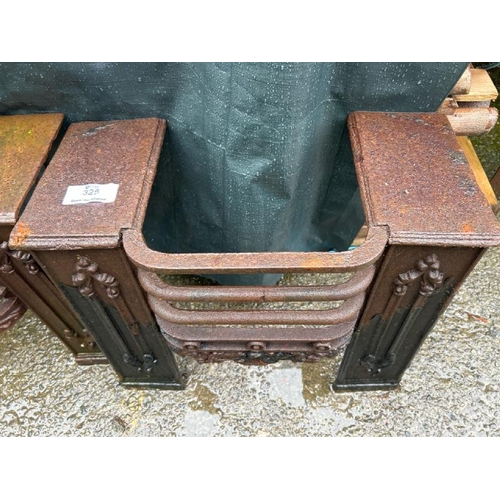 325 - Cast iron hob grate, 46cm (h) x 51cm (w) x 25cm (d)  / All lots are located at Gower Reclamation, Un... 