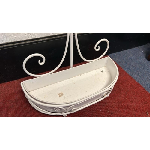 50 - A small umbrella stand, 75cm (h)  / All lots are located at Gower Reclamation, Unit 17b, Crofty Indu... 