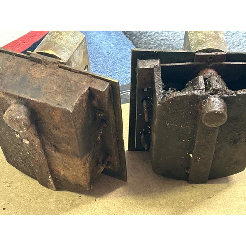 560 - Two brass smith spring clock parts, each 18x19cm  / All lots are located at Gower Reclamation, Unit ... 