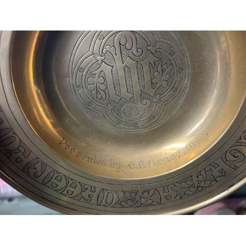 608 - Three brass church donation dishes, two by Jones and Willis with inscription dated 1900, largest is ... 