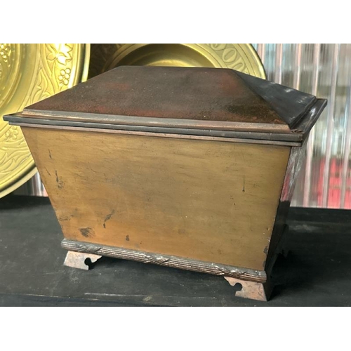 610 - Heavy brass box screwed shut at top, 22x16x14cm  / All lots are located at Gower Reclamation, Unit 1... 