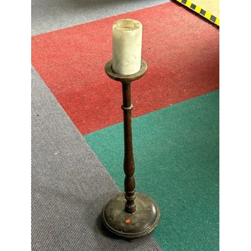 618 - Vintage turned wooden floor candle holder, 63cm (h)  / All lots are located at Gower Reclamation, Un... 