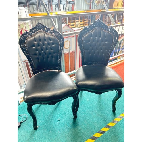 625 - Pair of bloomback padded chairs, 53x105x46cm  / All lots are located at Gower Reclamation, Unit 17b,... 