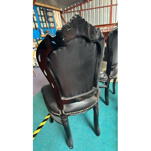 625 - Pair of bloomback padded chairs, 53x105x46cm  / All lots are located at Gower Reclamation, Unit 17b,... 