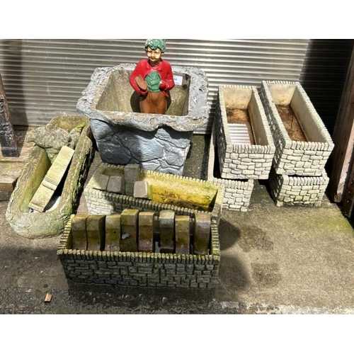 744 - A quantity of assorted garden planters and ornaments  / All lots are located at Gower Reclamation, U... 