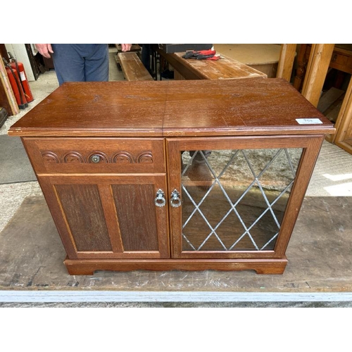 753 - A modern media cabinet, 71cm (h) x 90cm (w) x 45.5cm (d)  / All lots are located at Gower Reclamatio... 