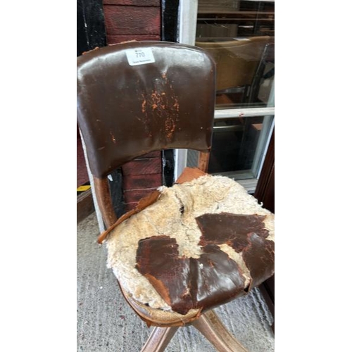 770 - A vintage 'Gunlocke' office chair, requires restoration, 90cm (h) x 41cm (w) x 50cm (d)  / All lots ... 