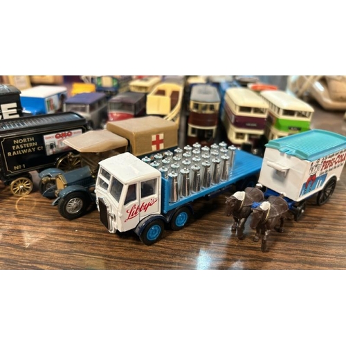 80 - A collection of thirty-two unboxed Matchbox, Lledo, Days Gone By and Corgi model vehicles  / All lot... 