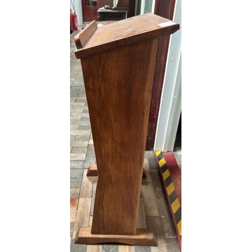 95 - A Victorian oak lecturn, 92cm (h) x 48.5cm (w) x 26cm (d)  / All lots are located at Gower Reclamati... 