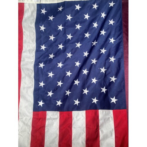 731 - Vintage United States of America flag / All lots are located at The Barn, Hampstead Farm, Nr Henley ... 