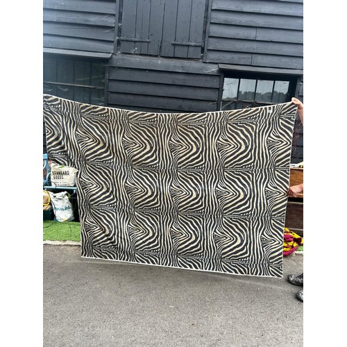 810 - Large sheet of vintage faux zebra fabric, 160cm x 230cm  / All lots are located at The Barn, Hampste... 