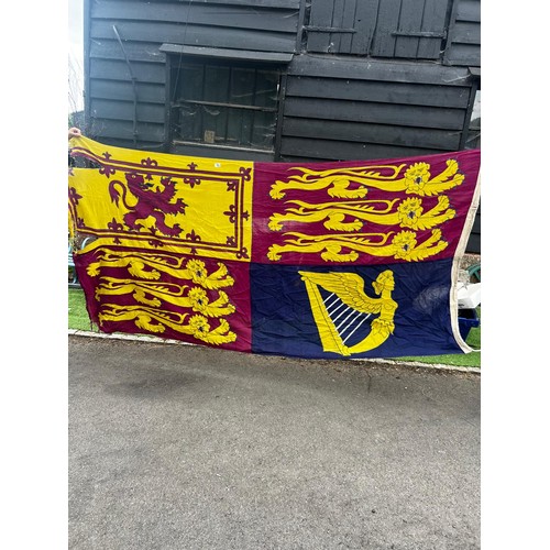 812 - A large original Royal Standard flag, originally from Windsor, minor wear and frayed edge, good clol... 