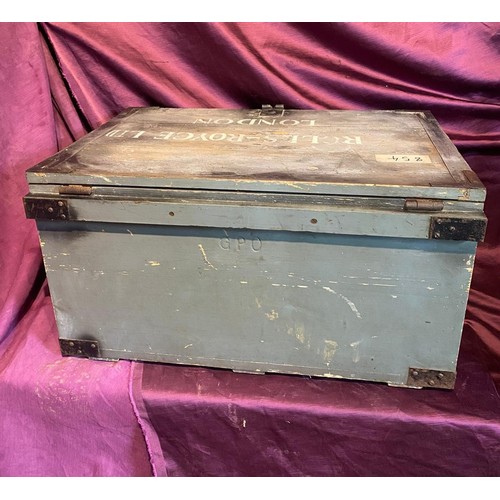 854 - A Rolls Royce Ltd London trunk, 38cm (h) x 42cm (w) x 72cm (h)  / All lots are located at The Barn, ... 