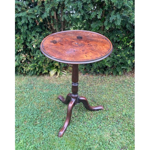 708 - 18th century mahogany circular occasional table on tri-form base, rich colour and patina / All lots ... 