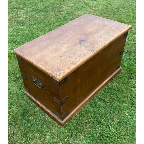 934 - A large 19th century metal bound blanket box in original stained patina / All lots are located at Th... 