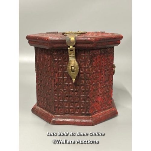 14 - Octagonal Chinese casket with brass fittings, 17cm high / AN4