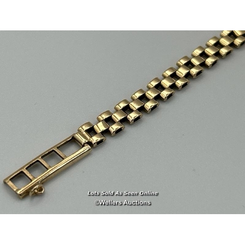 300 - A ladies gold cased Rotary cocktail watch on articulated brick link bracelet, hallmarked 1961. Gross... 