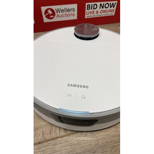 2012 - SAMSUNG JET BOT ROBOT VACUUM CLEANER / POWERS UP / MINIMAL SIGNS OF USE / E3