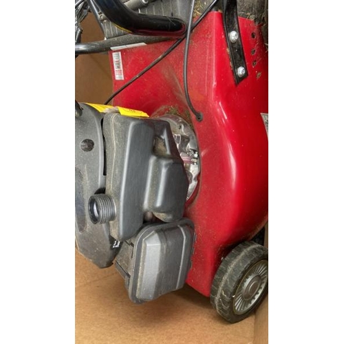 2055 - MOUNTFIELD 123CC LAWNMOWER / HEAVY SIGNS OF USE / P