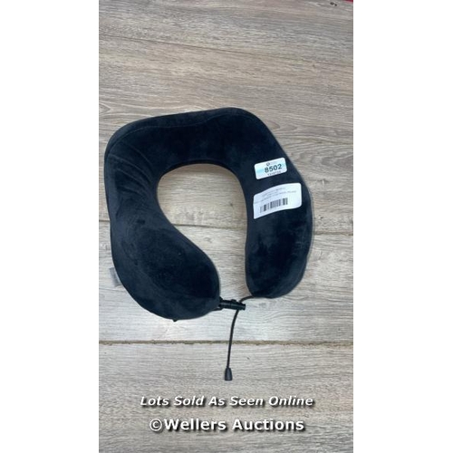 4139 - AIRIA LIVING MEMORY FOAM TRAVEL PILLOW / MINIMAL SIGNS OF USE  [3398]