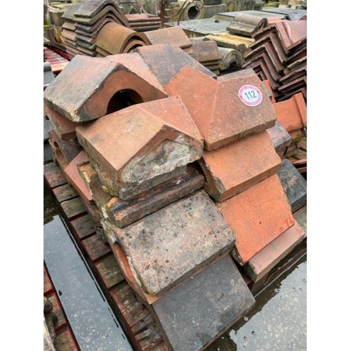 112 - Pallet of approx. x30 assorted terracotta and salt glazed coping, sizes vary