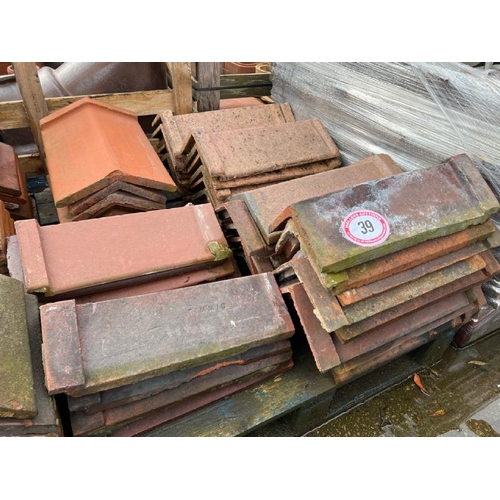 39 - Pallet of approx. x30 mixed salt glazed and stone ridge tiles, measures approx. 50cm l