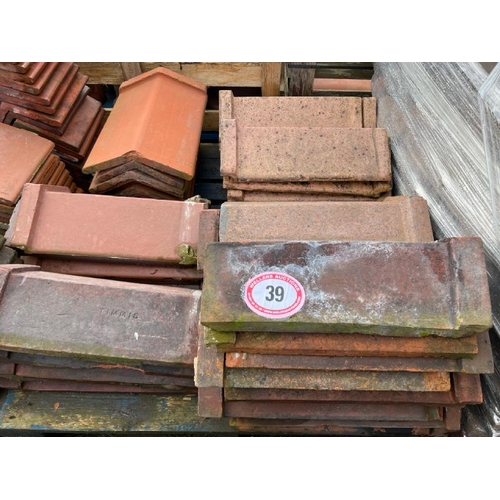 39 - Pallet of approx. x30 mixed salt glazed and stone ridge tiles, measures approx. 50cm l