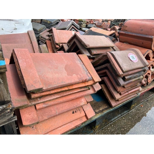 48 - Pallet of approx. x50 mixed ridge tiles inc. terracotta and salt glazed, sizes and angles vary